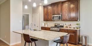 7610 Quartz - 3/bedroom 2/bathroom - $2195/month Gallery 10
