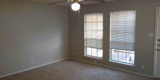Cool 4-Plex walking distance to Zilker Park and Barton Springs Gallery 8