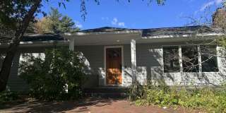 3BR RANCH BRUNSWICK SEASONAL FURNISHED Gallery 1