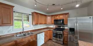 320 Thomoas Circle Gallery 1