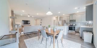 1304 Coyote Ridge Gallery 1