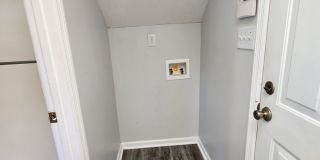 HOLLY CHASE Gallery 26
