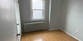 Awesome building in a super convenient neighborhood! Gallery 5