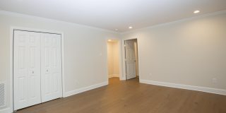 131 Racquet Lane Gallery 60