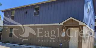 Large 6-Bedroom Whitman Neighborhood House; *Half Off 2nd Month Rent* Gallery 1