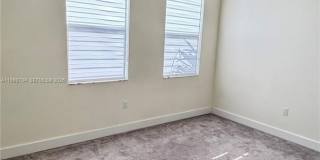 8005 NW 104th Ave Gallery 13