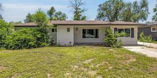 Modern 4-Bedroom Ranch-Style Home with Spacious Fenced Backyard! Gallery 1