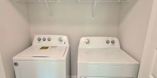 3-Bedroom End Unit Townhome Gallery 15