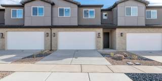Modern 3-bedroom, 2-bath townhome Gallery 1