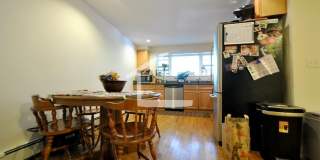 Charming 3 Bedroom- No Broker Fee Gallery 5