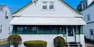 Single Family Home Available in Schenectady, NY! Gallery 1