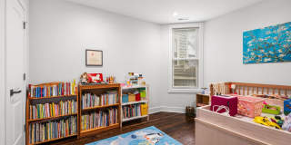 3904 N Whipple Avenue Gallery 12