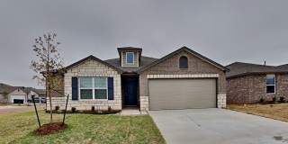 Beautiful Brand New 4 Bedroom Home in Mustang Schools! Gallery 1