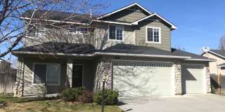 Meridian Charmer with 3 Car Garage,  Huge Backyard! Gallery 1