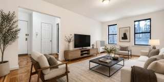 44 Bennett Avenue Gallery 1