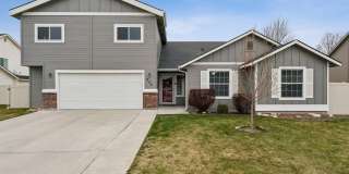 Spacious 4 Bed + Bonus | 3 Bath | 2,760 Sq Ft | Star, Idaho Gallery 1