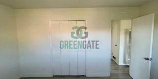 325 W H St Gallery 32