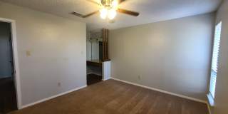 Great Central Location - 3 Bed / 2 Bath Single Story! Gallery 16