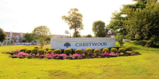 Crestwood 2 bed Condo Available September 1 Gallery 5