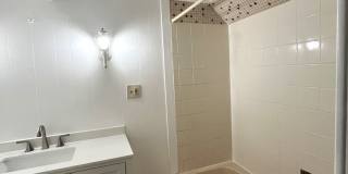 Unique Home in Columbia Neighborhood - 4+ Bedroom 3 Bath - Walnut St Gallery 25