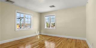 550 Connecticut Avenue Gallery 10