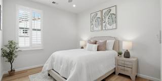BRIGHT, OPEN RESIDENCE IN RIVERMARK HOME WITH EXCELLENT LAYOUT Gallery 31