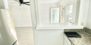 4209 The Strand Gallery 10