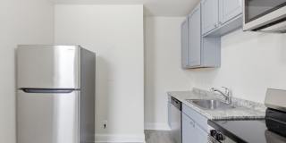 910 North Arlington Avenue - 1 Gallery 7