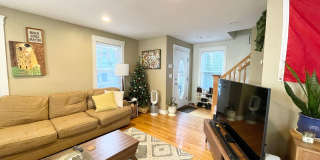 Mission Hill 4 Bed – 3.5 Bath – Central Air – Garage Parking – No Fee – 9/1 Gallery 5