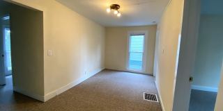 ***AVAILABLE AUGUST 2026*** 5 Bed 2 Bath House Downtown Gallery 18