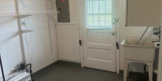 411 Huron Street Gallery 14