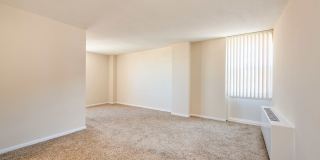 Twin Towers Apartments Gallery 28