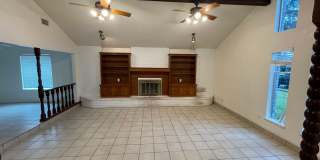 3/2 Southside 1800 sqft, pet friendly, enclosed yard Gallery 5