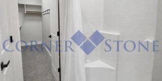 Conner Square Gallery 8