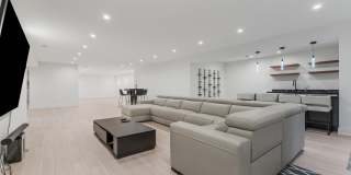 1513 OAKVIEW Drive Gallery 70