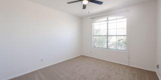 17859 W CLUB VISTA Drive Gallery 24