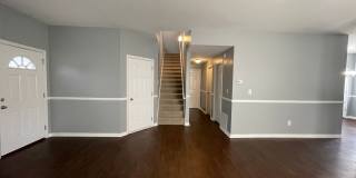Lovely Single Family House with New Flooring & Paint! 2-Car Garage Gallery 19
