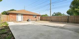 4444 W ESPLANADE Avenue Gallery 16