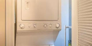 1516 W Waveland Gallery 5