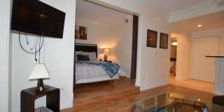 Charming Furnished Studio with Large Patio in the Heart of Las Vegas Gallery 4