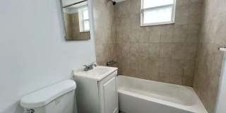 Ground Floor 2 Bedroom Just steps to Wynwood Gallery 5
