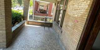 Large Brick 7 bedroom home Gallery 29