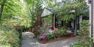 5628 KNOLLWOOD Road Gallery 1