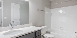 Timber Hollow Apartments Gallery 22