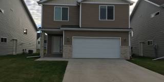 3 Bed 3 Bath Single Family Townhome Gallery 1