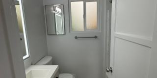 5700 Hazeltine Ave. Gallery 12