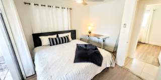 Annual furnished Updated 4-Bedroom Pool Home with Spacious Living Areas Gallery 28