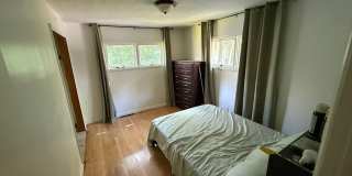 Charming 3BR Duplex in Syracuse Gallery 5