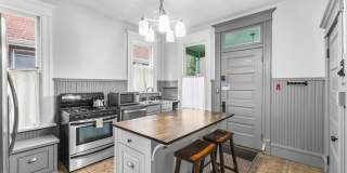 Historic Victorian Charm Meets Modern Living in the Heart of Italian Village / Short North! Gallery 34