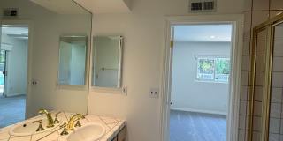 Beautiful One Level, 3 Bedroom, 3 Bathroom Tarzana Pool Home for Lease! Gallery 34